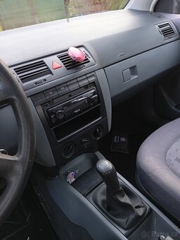 Škoda fabia 1.4 16v - 4