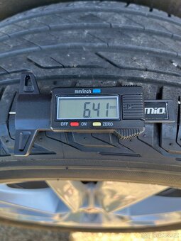 Letní Škoda TRITON 17" 215/55R17 - 4