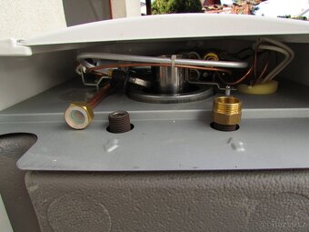 Ariston plynový ohřívač Micro 42L NOVÝ - 4