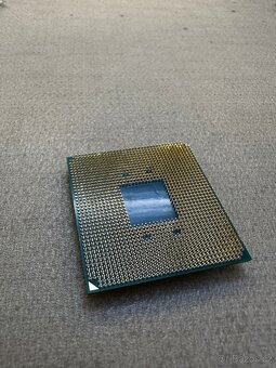 AMD RYZEN 5 3400G - 4