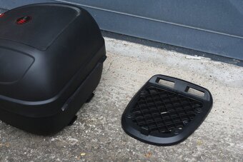 TOP case, kufr na motorku MAXX, na helmu, objem cca 35 l - 4