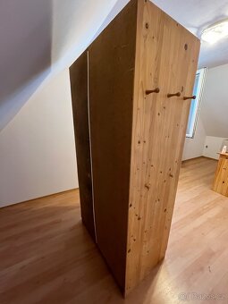 Satni policova skrin 90x180cm celo masiv s vesaky - 4