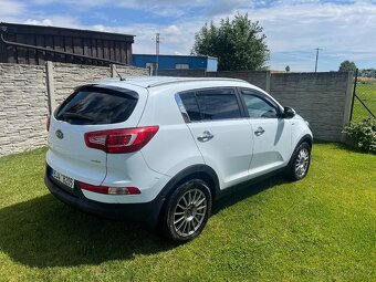 Kia Sportage 2.0crdi - 4