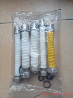 Plynový kotel sada připojovacích hadic. - 4