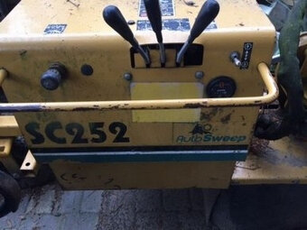 Vermeerova pařezová fréza, kořenová fréza, fréza SC252 - 4