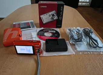 Digitální fotoaparát Casio Exilim ZOOM EX-Z9 oranžový - 4