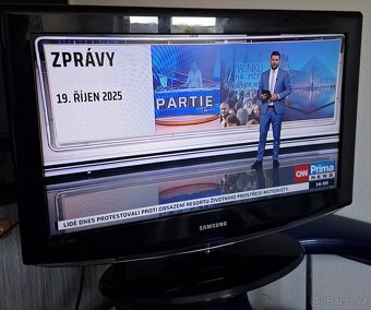 Tv Samsung 66 cm - 4