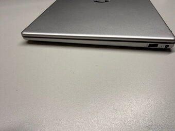 Notebook HP 15 - fd0610nc - 4