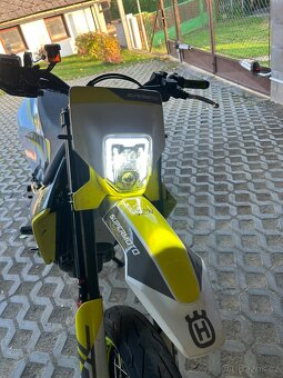 Husqvarna 701 SM - 4