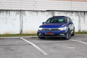 Volkswagen Passat Variant 2.0 TDI EVO Elegance DSG - 4