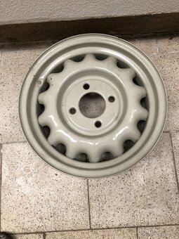 Disk ,ráfek  Praga, Tatra , škoda ,4,5x16 ? - 4