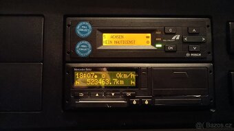 Jumbo, průjezdná souprava Mercedes Benz Actros - 4