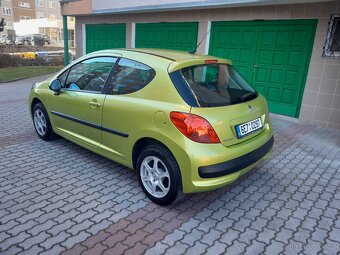 Peugeot 207 1,4i - 4