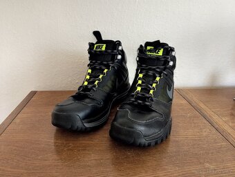 Pánské trekové boty Nike Dual Fusion Hills (Velikost.41) - 4