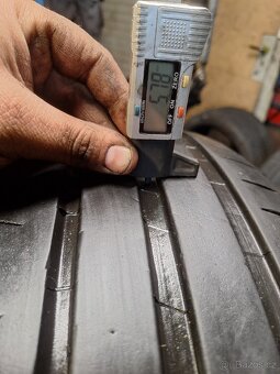 255/40 r19 100Y Michelin 4S použité - 4