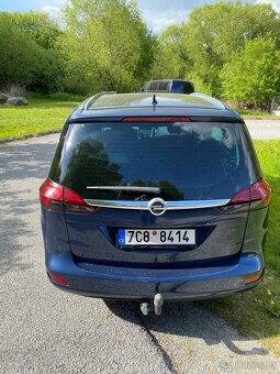Opel ZAFIRA TOURER 2,0 D - 4
