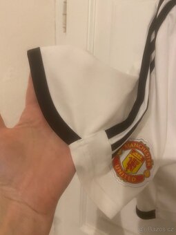 Adidas / Manchester United - 4