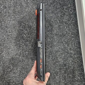 Herní notebook Asusu Strix GL753VE - 4