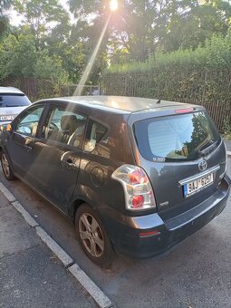 Toyota Corolla verso - 4