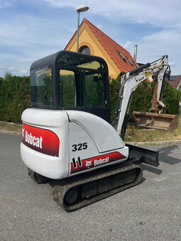 Pásový minibagr Bobcat 325 D - 4