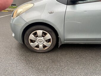 Toyota Yaris 1.3 (64 kW) | STK 12/2025 | Najeto 196 tis. km - 4