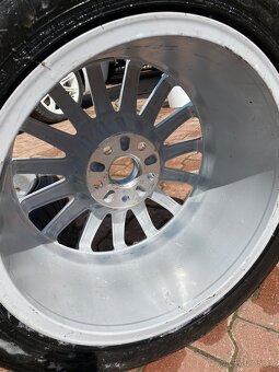 ALU kola Audi 5x112 R17 včetně pneu,4F0601025AH - 4