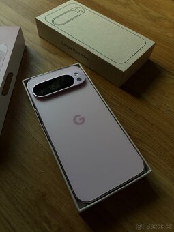 Google Pixel 9 Pro 16/128GB růžový - 4