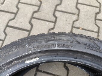 Zimní pneu 225/45/19 - 4