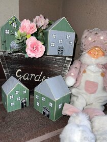 Dekorace - dřevěné domečky - 4