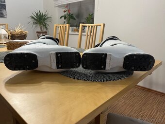 Dámské lyže a boty - 4