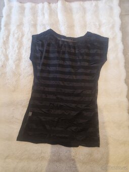 Nové dámské tričko černé průsvitné vel S až M s flitry - 4