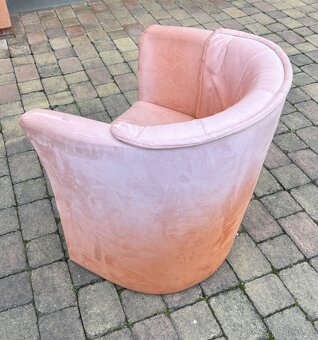 Prodám dvě použitá kresla - 4