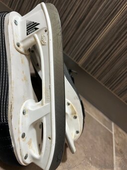 Dětské zimní brusle - 4