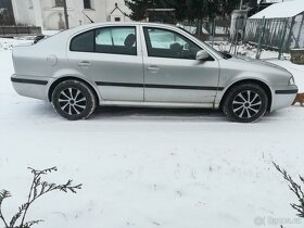 Škoda Octavia 1,6 díly - 4