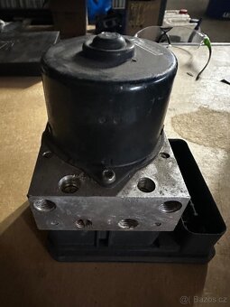 6856292 Jednotka ABS BMW E46 330d - 4