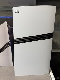 PlayStation 5 pro - 4