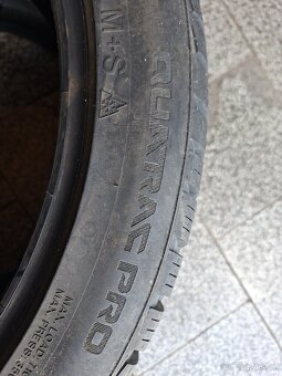 2x celoroční pneu 225/45 R19 VREDESTEIN - 4