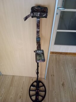 Detektor kovu Equinox 800 s hloubkovou cívkou V ZÁRUCE - 4