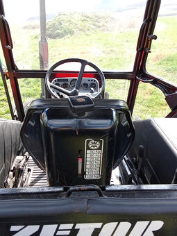 Traktor Zetor 7211 - 4