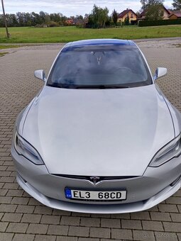 Tesla model s 90D B19B5N - 4
