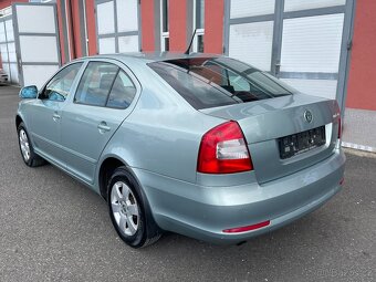 Škoda Octavia II 1.2 TSI 77kW Ambiente - 4