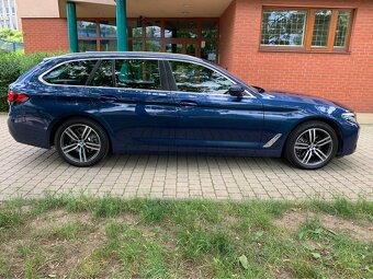 Bmw 520d xDrive Touring 15tkm Sport 2022 DPH TOP - 4