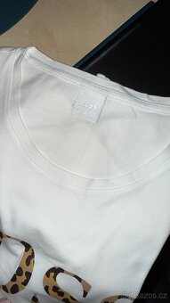 Dámské triko Hugo BOSS - 4