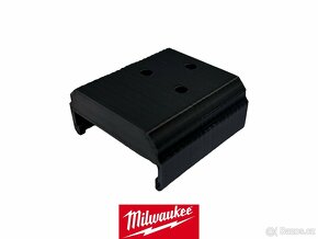 Milwaukee AKU 18V - Držák, úchyt na baterie 1 - 4