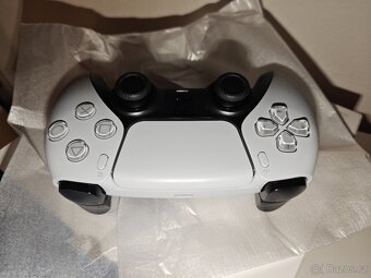 PS5 ovladač - nový - 4