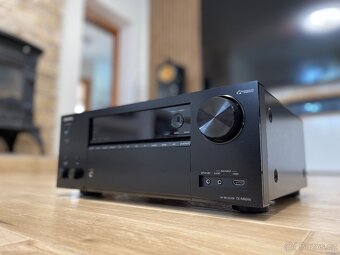 Onkyo TX-NR696 Dolby Atmos - 4