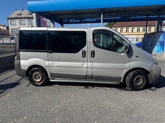 Opel Vivaro 1.9 DCI 74kw 9 MÍST - 4