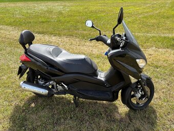 Skůtr yamaha xmax 250 - 4