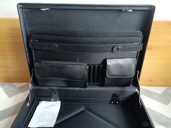 Kufřík na doklady - 4