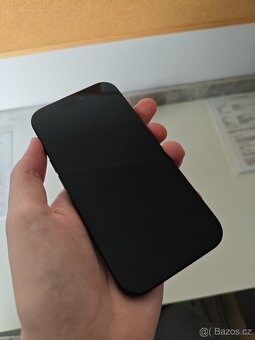 Apple iPhone 16 128 GB černý - 4